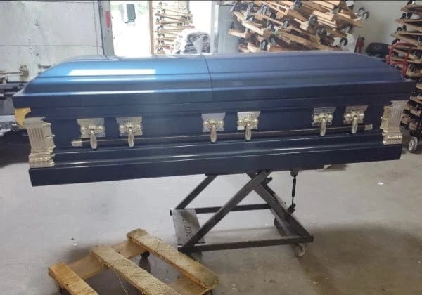 Lafayette Blue Casket (32 oz) | Blue Casket