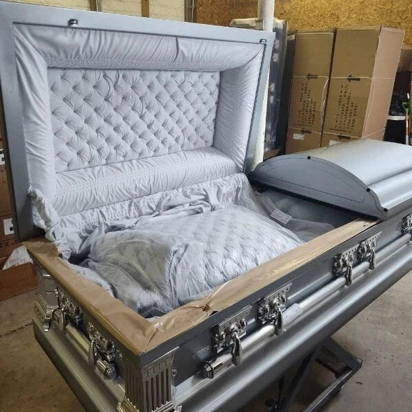 Lafayette Silver Casket (32 oz) | Silver Casket