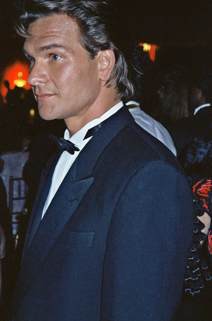 Patrick Swayze at the Governor's Ball following the 61st Academy Awards, March 1989. Photo by Alan Light, CC BY 2.0.