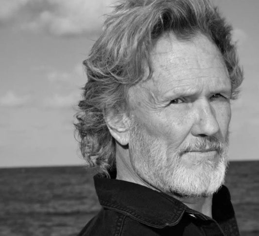 The Funeral And Casket Details of Kris Kristofferson