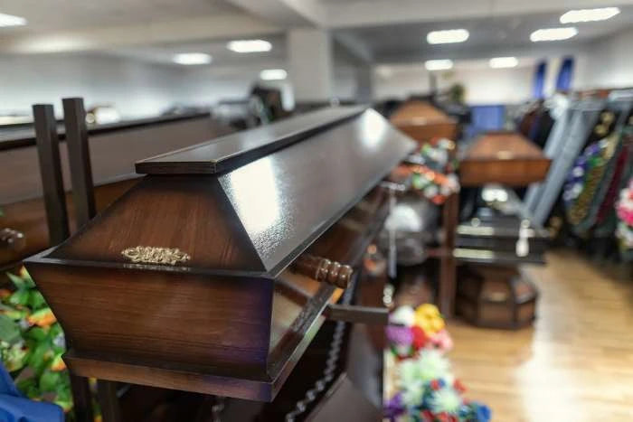 When And How To Buy A Specialty Casket?