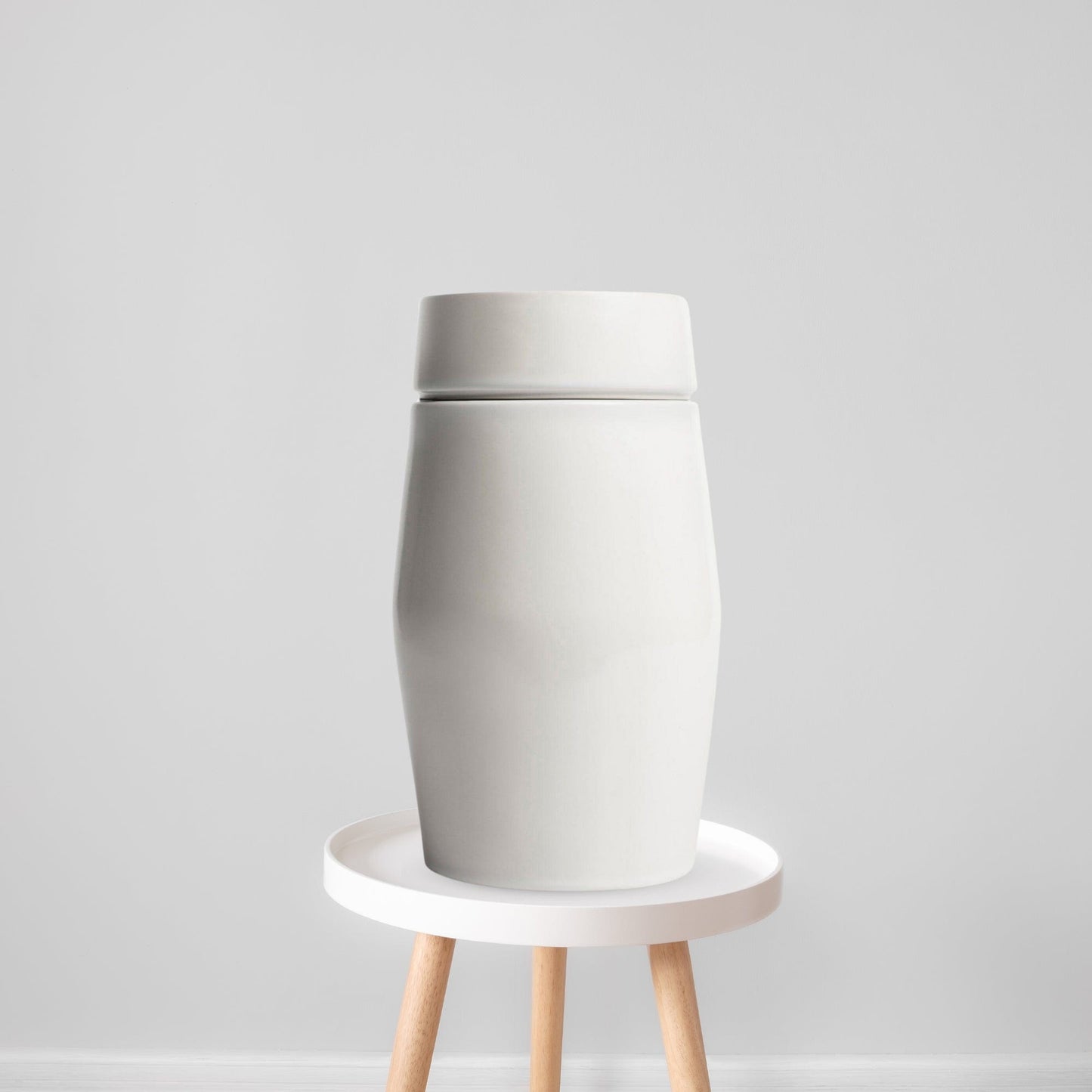 Epoch Ceramic Urn | Soft White Adult Urn