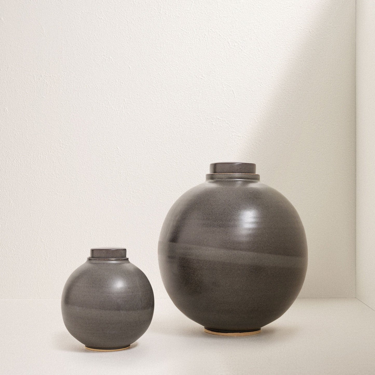 Solstice X Terra Noir | Gray Shino Moon Keepsake Urn