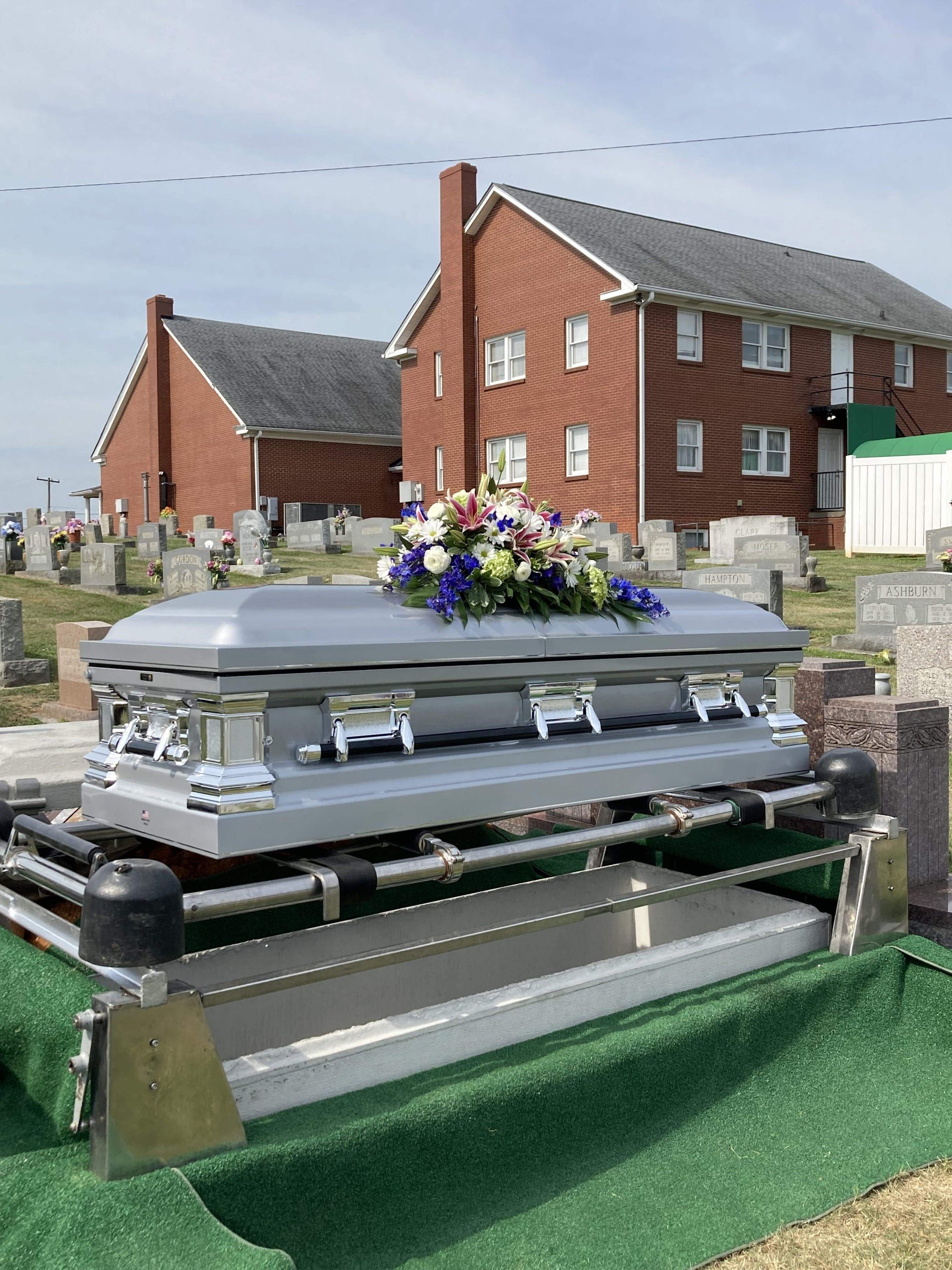 Era Series | Silver Stainless Steel Casket with White Interior - Titan Casket